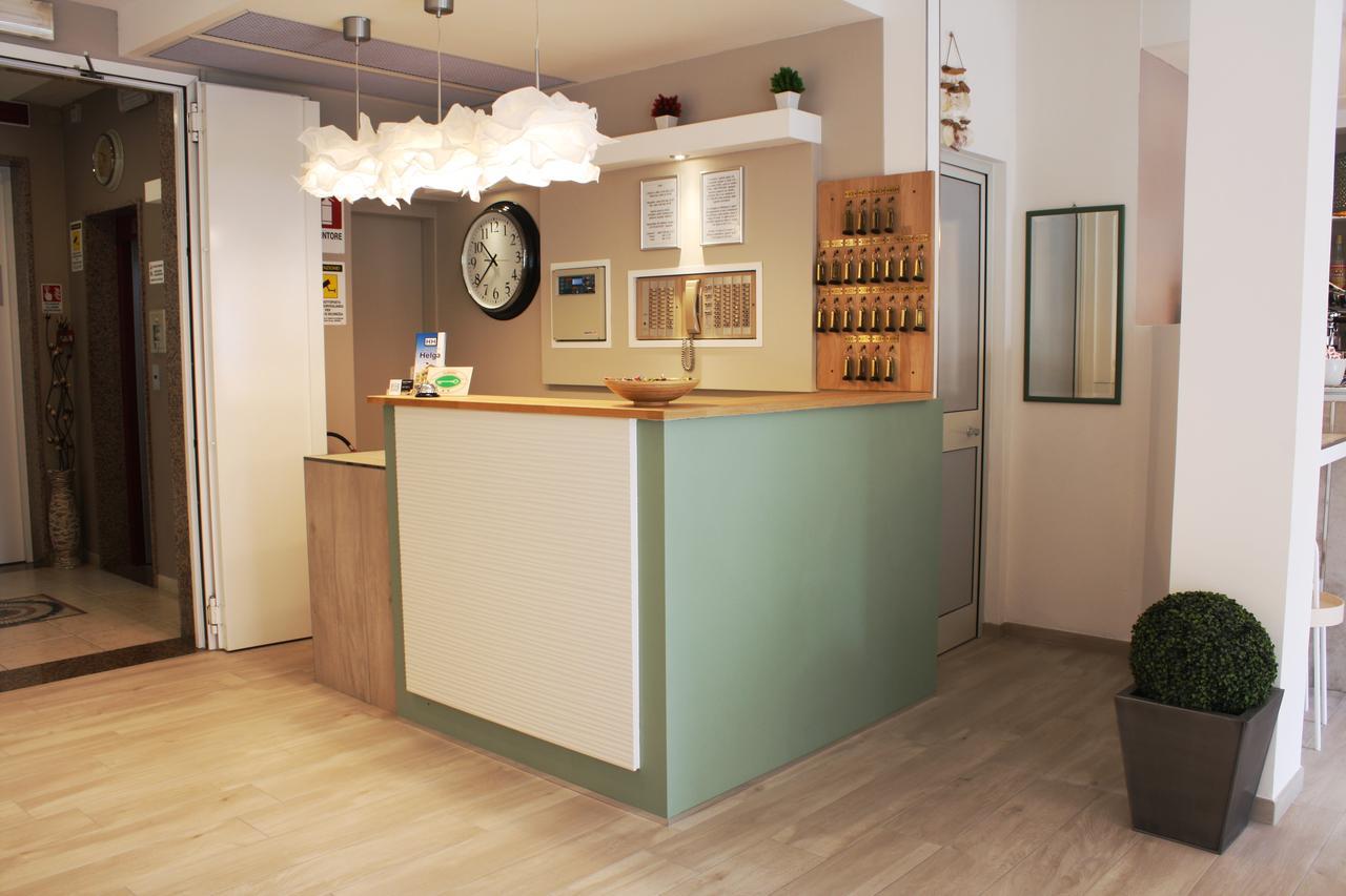Hotel Helga Caorle Bagian luar foto